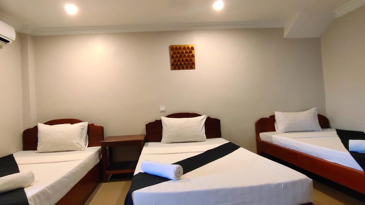 White Monkey Otel Siem Reap Dış mekan fotoğraf