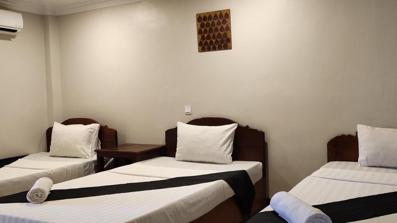 White Monkey Otel Siem Reap Dış mekan fotoğraf