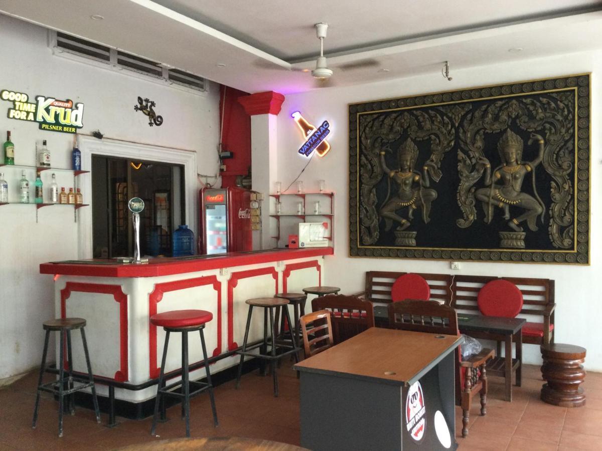 White Monkey Otel Siem Reap Dış mekan fotoğraf