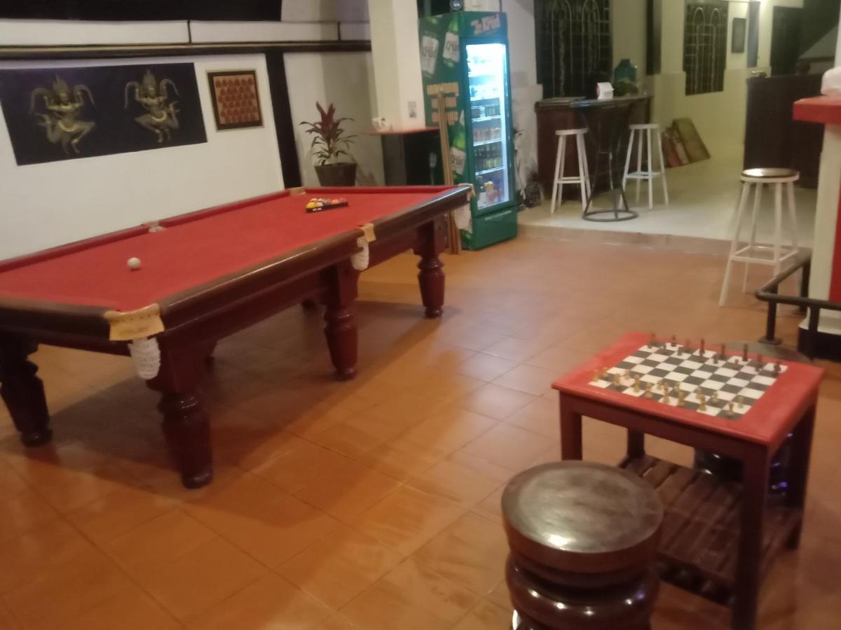 White Monkey Otel Siem Reap Dış mekan fotoğraf
