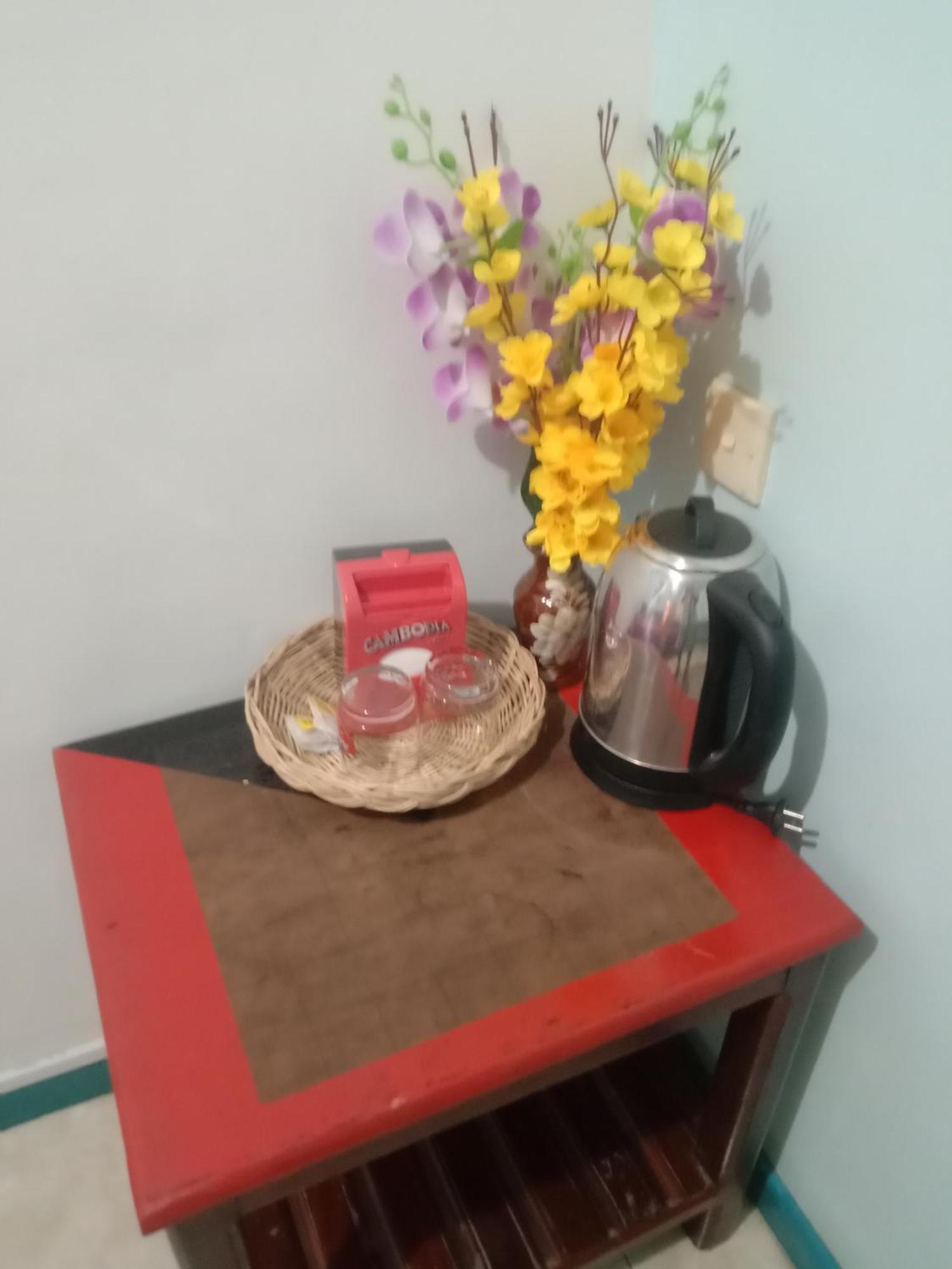 White Monkey Otel Siem Reap Dış mekan fotoğraf
