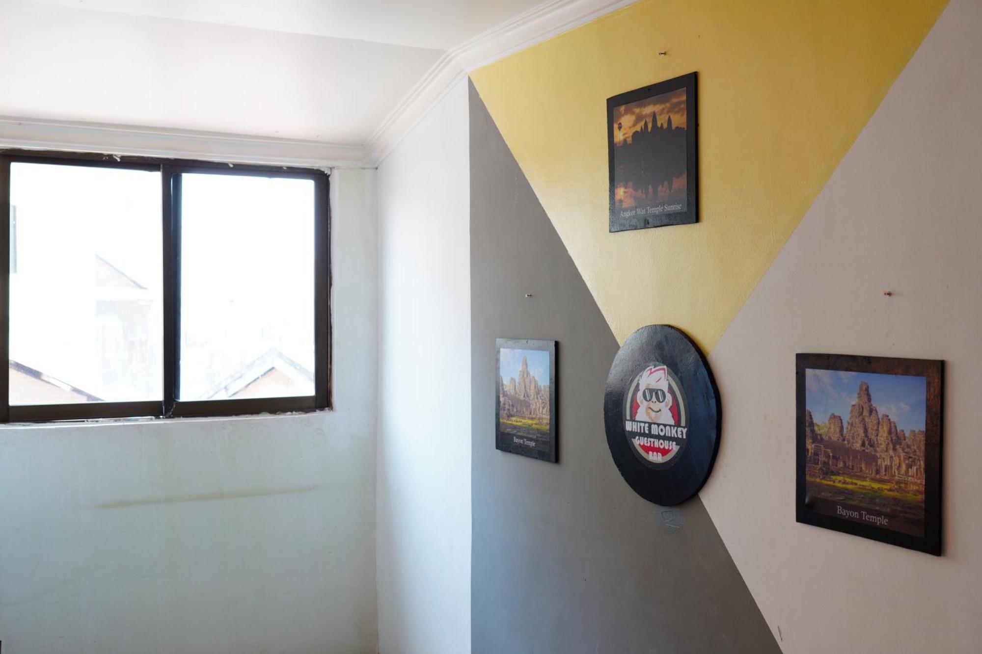 White Monkey Otel Siem Reap Dış mekan fotoğraf