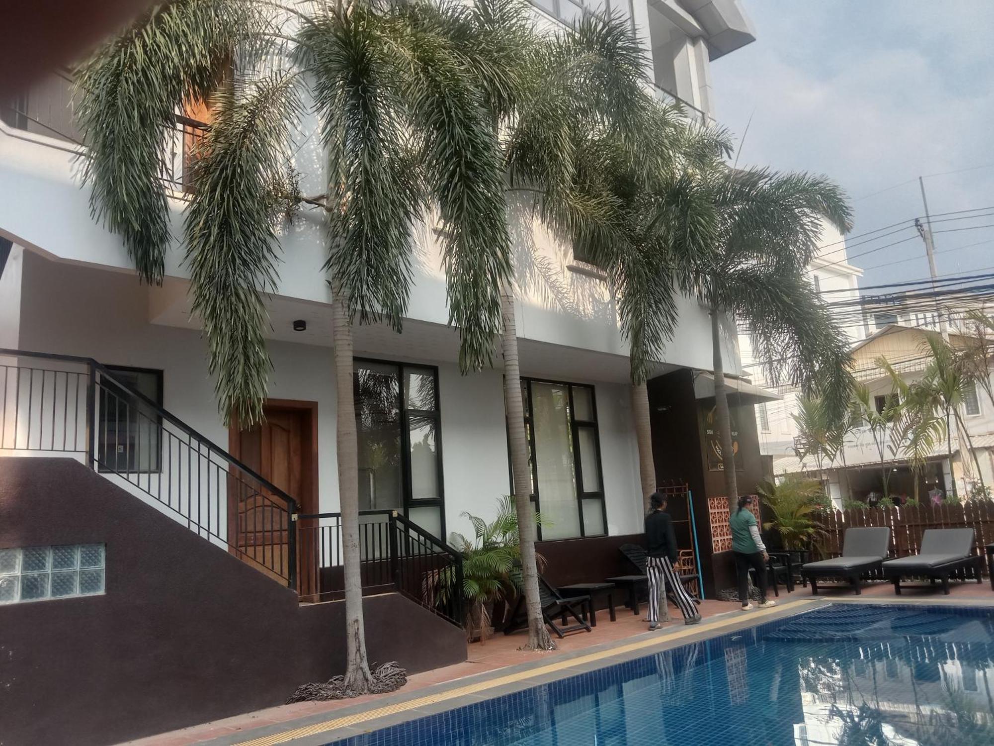 White Monkey Otel Siem Reap Dış mekan fotoğraf
